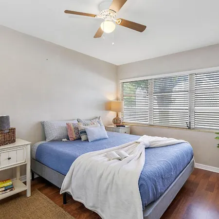 Perfect Location Vinoy Beach Getaway Sun And Fun